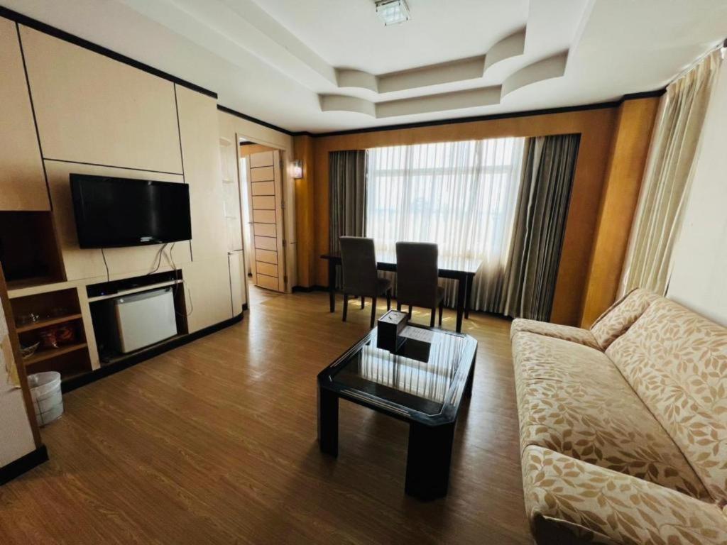 Western Grand Hotel Ratchaburi Ban Bang Kra Екстериор снимка