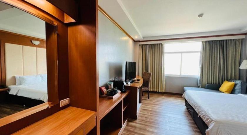Western Grand Hotel Ratchaburi Ban Bang Kra Екстериор снимка
