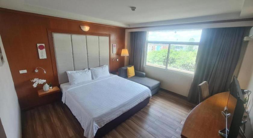 Western Grand Hotel Ratchaburi Ban Bang Kra Екстериор снимка