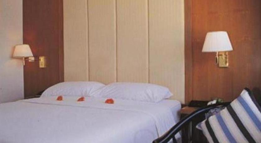 Western Grand Hotel Ratchaburi Ban Bang Kra Екстериор снимка