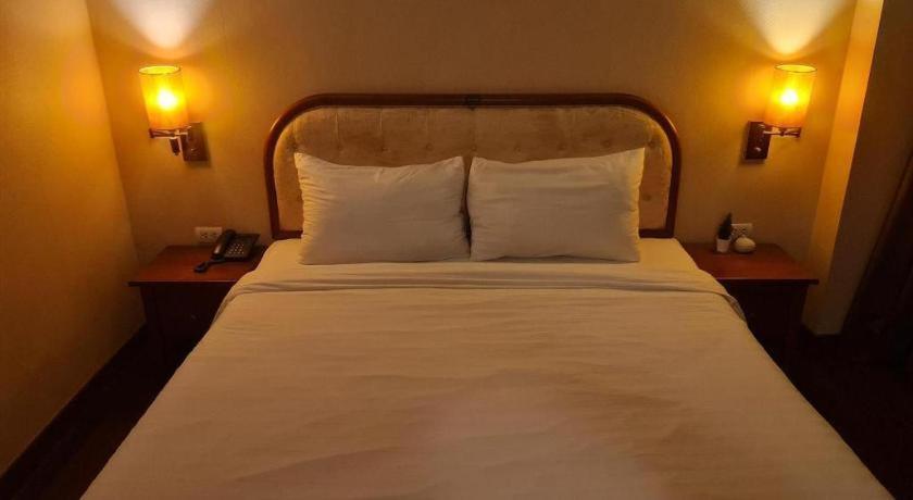 Western Grand Hotel Ratchaburi Ban Bang Kra Екстериор снимка