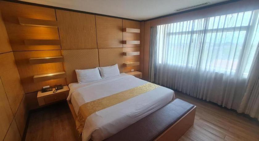 Western Grand Hotel Ratchaburi Ban Bang Kra Екстериор снимка
